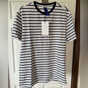 Brand new Kit & Ace T shirt - men’s medium